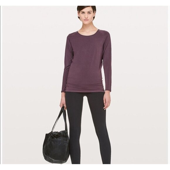 Lululemon Women Long Sleeve Deep Stretch Round Neck Top Grape Size Medium - Picture 11 of 11
